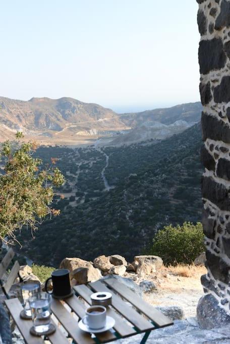 Volcano View Nisyros Emporeiós Exterior foto